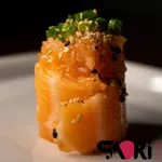 Gunkan Salmão