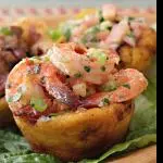 Canasta de plátano con camarones