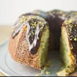 Queque de pistacho y cardamomo