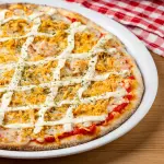 Pizza Média Galinha Cremosa