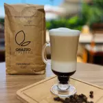 Mocaccino italiano com calda