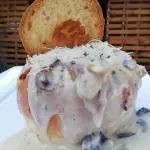 CUNDIDO POLLO CHAMPIÑONES