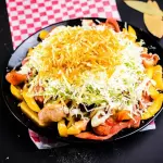 Salchipapa Salchipollo