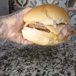 X-Chaves (Búrguer simples)