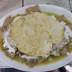 Chilaquiles con Pechuga
