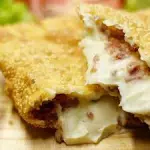 PASTEL DE CARNE COM CATUPIRY