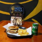 HAMBURGUESA SINFONÍA SUIZA