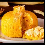 CUSCUZ COM FRANGO E QUEIJO