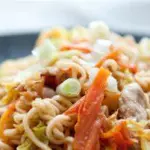 Yakisoba de calabresa - Grande