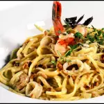 Spaghetti frutti di mare ubriaca