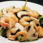 Langostinos, champiñones y verduras