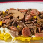PATACÓN CARNE DESMECHADA