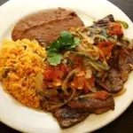 Bisteces a la mexicana