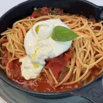 Pasta Pomodoro Burrata