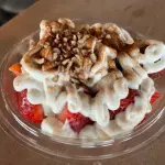 Fresas o Duraznos con Crema