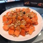 Mamão com Granola e Mel