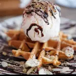 Waffles con Helado