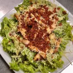 PROMO ENSALADA CÉSAR POLLO