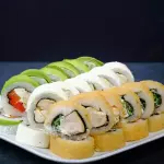 30 SURTIDAS TEMPURA/QUESO /PALTA