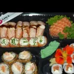 combinado de salmão (25 peças)
