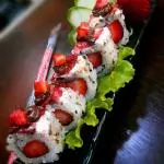 Uramaki Morango Avelã