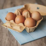 HUEVOS