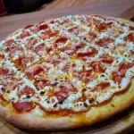 Pizza PEPPERONE COM CREAM CHEESE