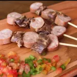 ESPETO MISTO (CARNE E LINGUIÇA)