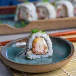 Uramaki kani empanado 10 unidades