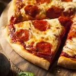 Pizza Pequeña (6 Pedazos)