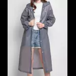 Ropa de lluvia unicolor con cordón