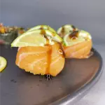 Hot salmão lemon 10 peças