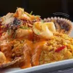 Tacu Tacu con Salsa de Mariscos
