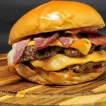Bruto’s Bacon Duplo