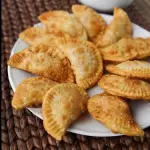 PASTELZINHO DE SIRI