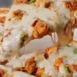 PIZZA DE FRANGO COM CATUPIRY