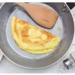 Omelette de jamón y queso