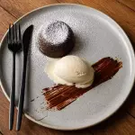 PETIT GÂTEAU C/ SORVETE | SÓ LOCAL