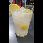 CAIPIRINHA DE LIMÃO SICILIANO