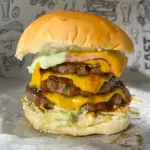 Triplo Burger