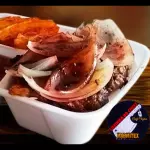 CONTRA COM CEBOLA FLAMBADA AO VINHO