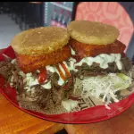 Arepas Mechada