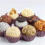 CAIXA BRIGADEIRO 4 UNIDADES