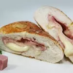 Esfiha de Pizza