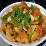 PORÇÃO DE FRANGO E CAMARÃO EMPANADOS CHINES