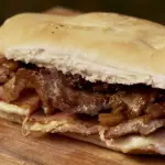 SANDWICHE DE BONDIOLA