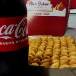 100 salgadinhos + 1 CocaCola 2 L