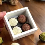 Caixa com 4 brigadeiros belga