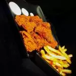 Boneless FAMILIARES con Papas