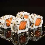URAMAKI SALMÃO 4UN